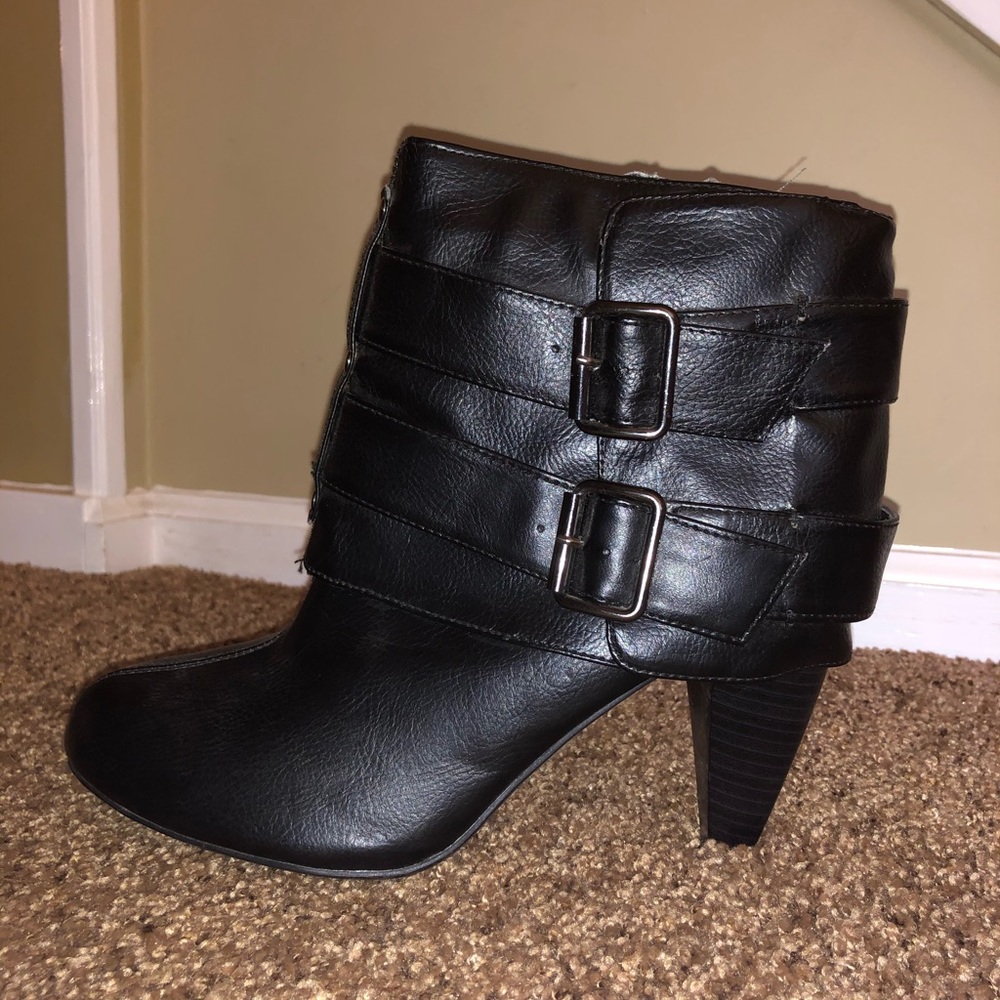 Black booties with buckle